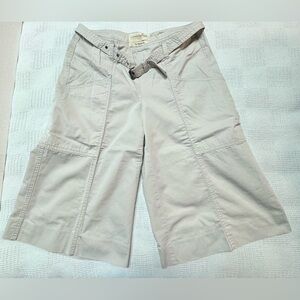 LONDONJEAN Women's Beige Cargo Shorts